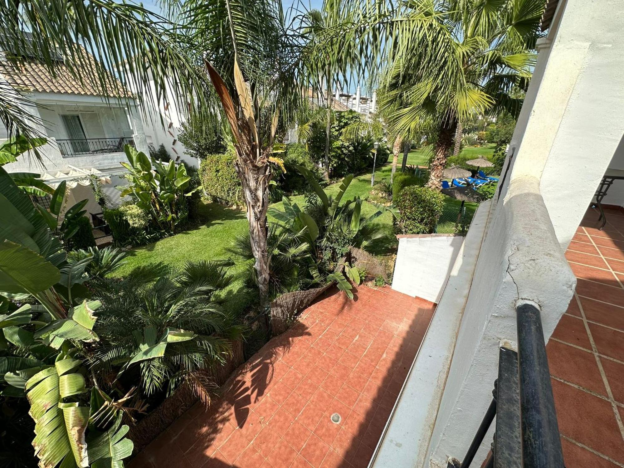 Apartamentos Naranjos Del Sol Marbella Exterior foto